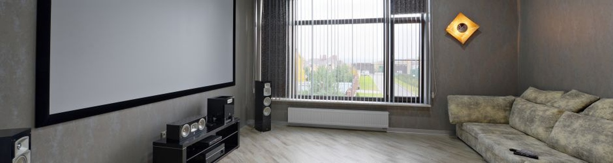 Jaki telewizor kupić do małego salonu?