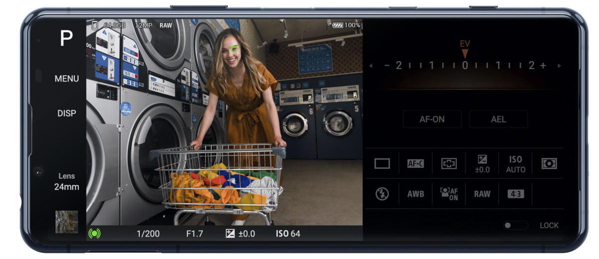 Sony Xperia 5 II - flagowiec mieszczący się w kieszeni