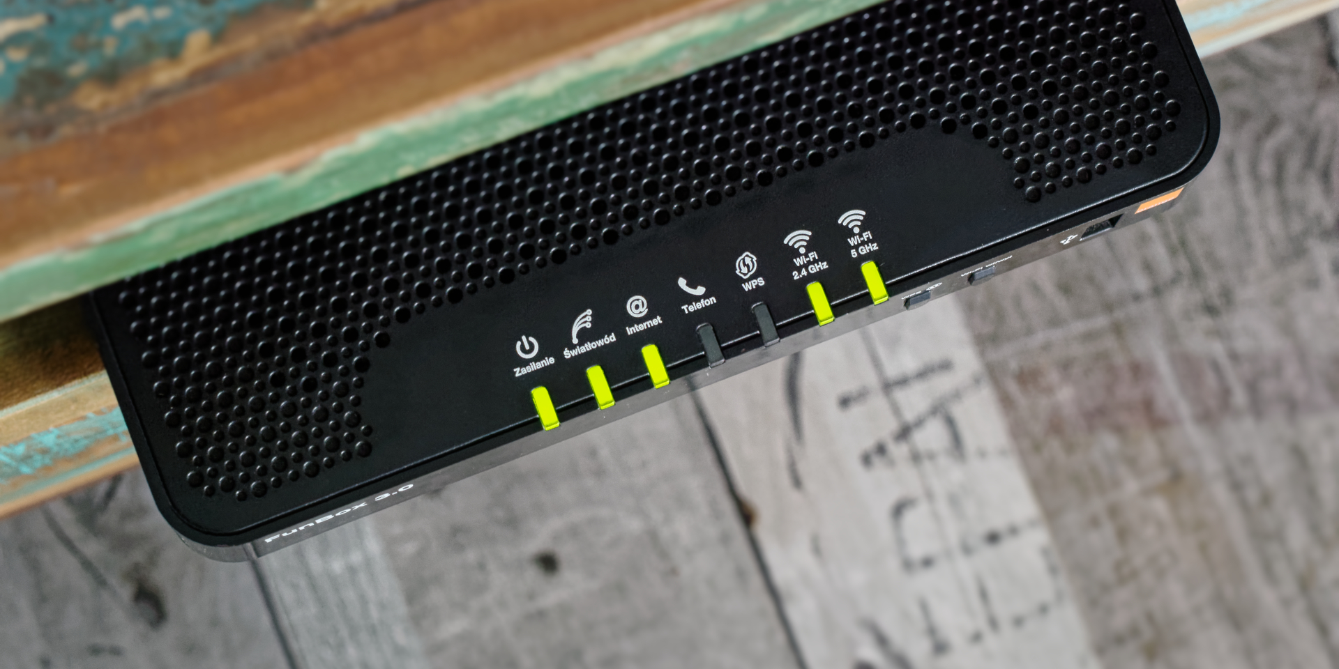 Światłowód w domu: mam i nie żałuję. Warto korzystać z FTTH