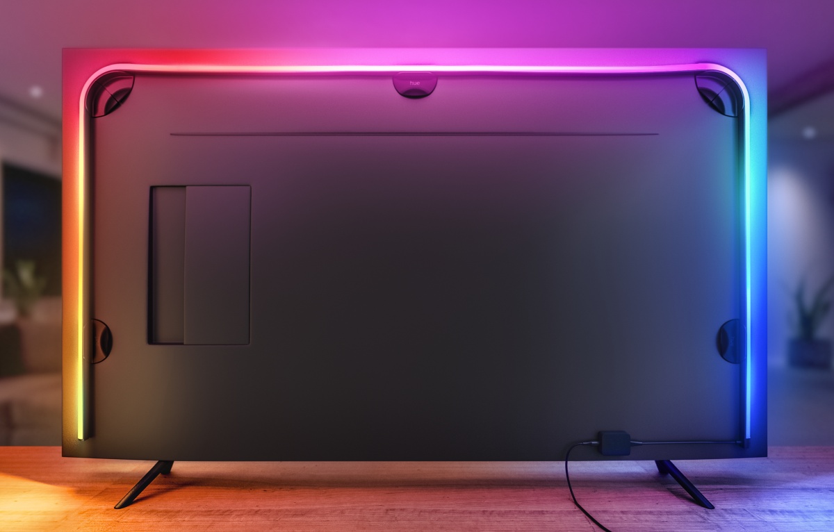 Philips Hue Play: poczuj się jak w kinie dzięki taśmie LED z kolorowym gradientem