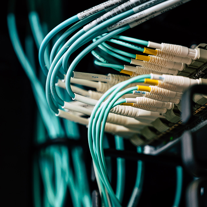 Plus jest najbardziej internetową siecią w Polsce - ma największy transfer danych w Polsce i 5. w Europie
