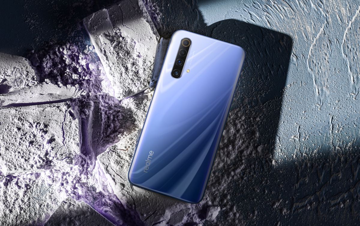 Realme X50 5G trafia do polskich sklepów. Poznaliśmy cenę smartfonu
