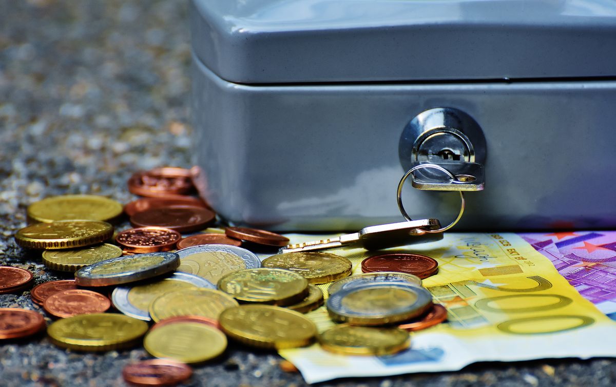 Emotet uderza ponownie - konta bankowe zagrożone!