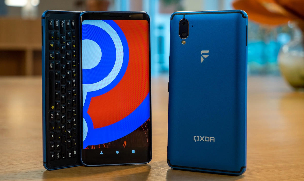 Fxtec Pro1 X: smartfon z QWERTY i trzema systemami operacyjnymi, w tym LineageOS 17