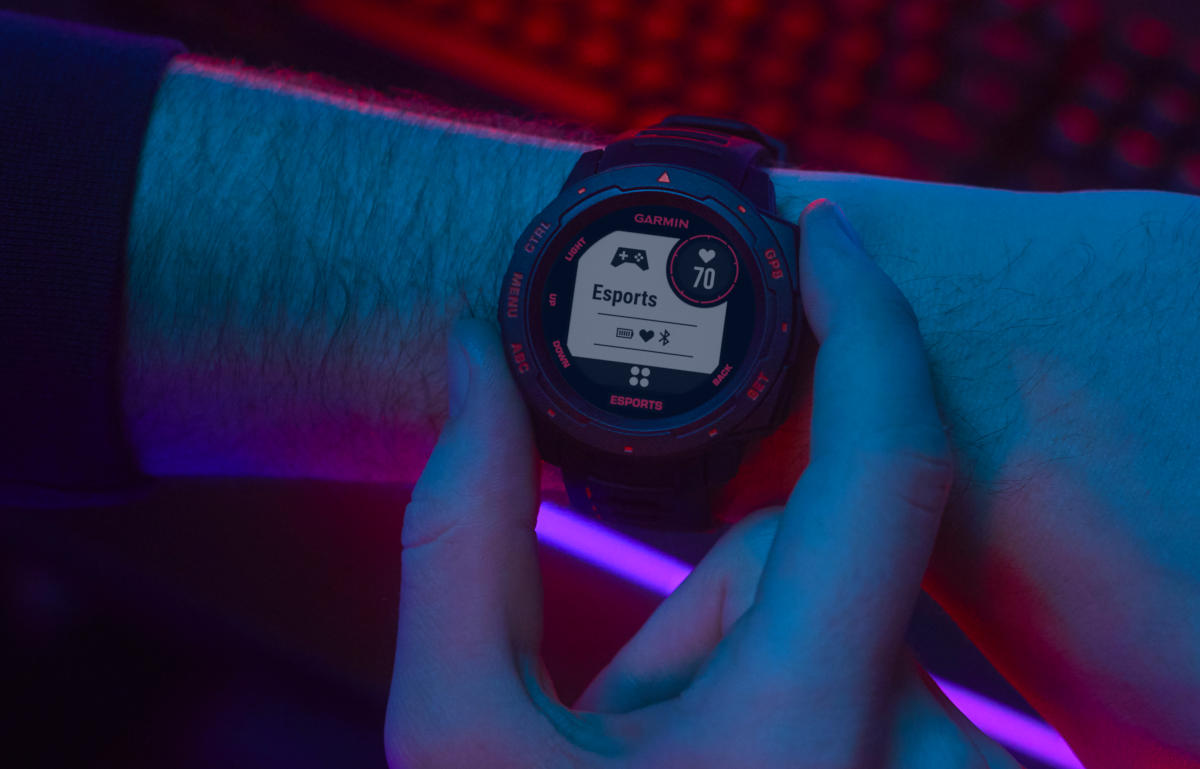 Garmin Instinct Esports, czyli odporny smart zegarek dla graczy