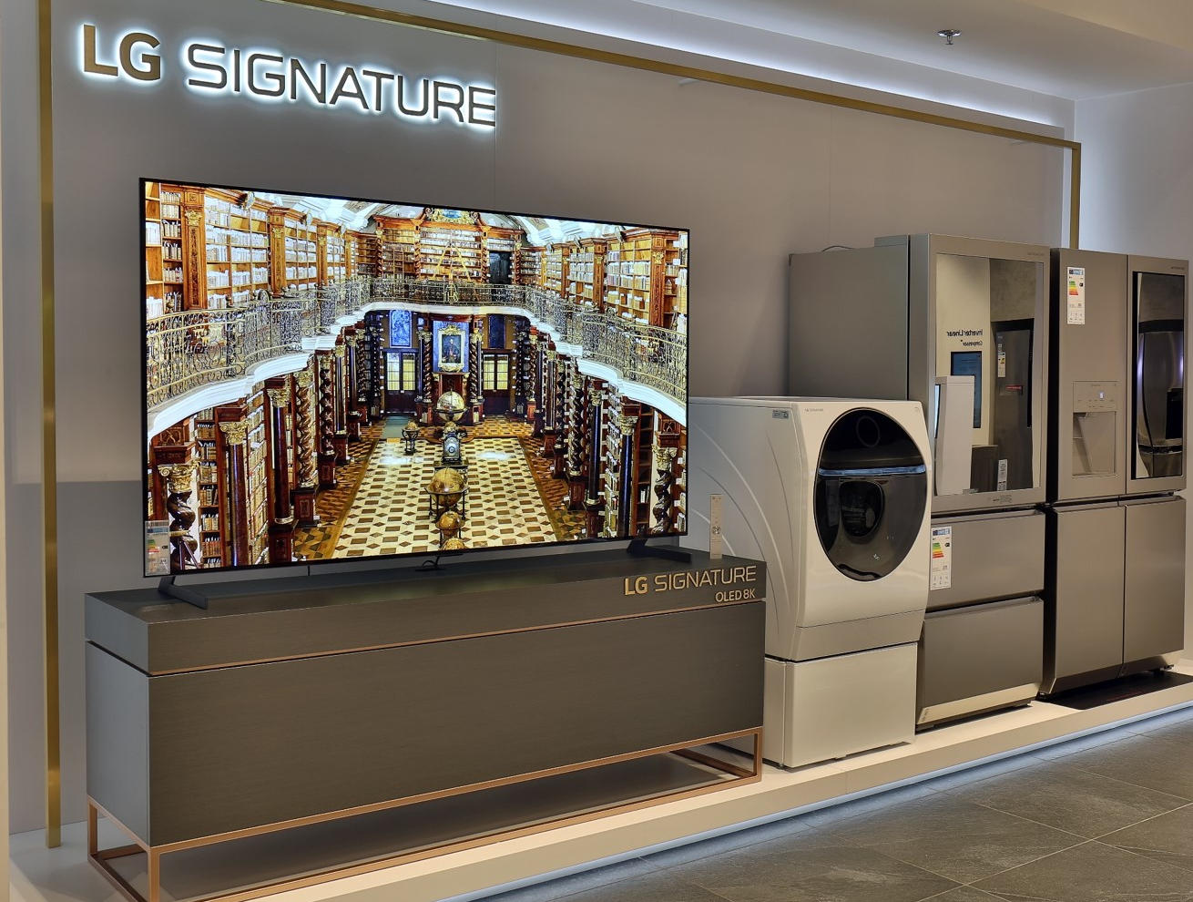 LG otwiera we Wrocławiu swój drugi LG Brand Store. Można tam zobaczyć LG Wing