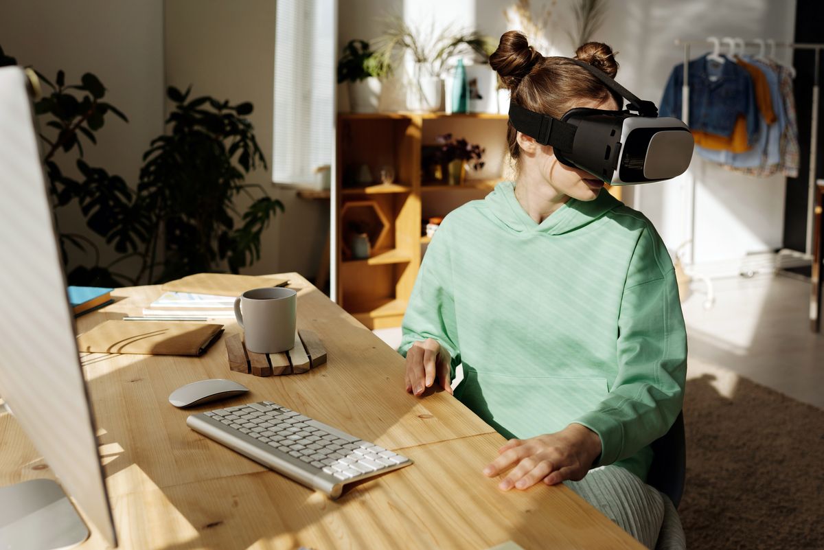 W 2020 roku ludzie kupują chętnie monitory i gamingowe PC