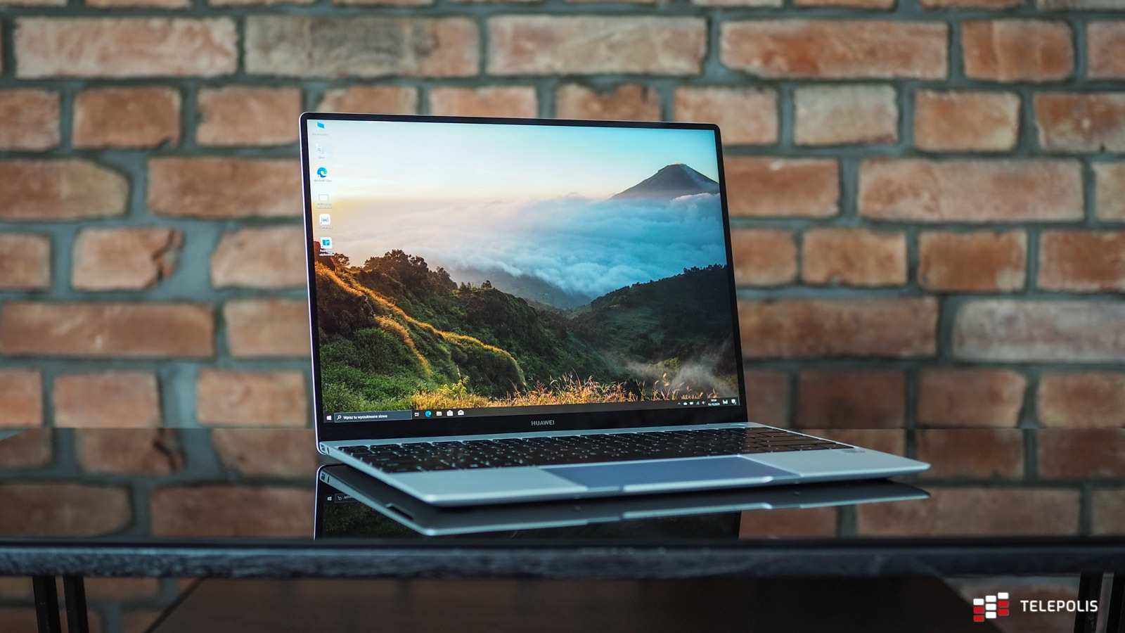 Huawei MateBook X i FreeBuds Pro: już je kupisz w Polsce z gratisami