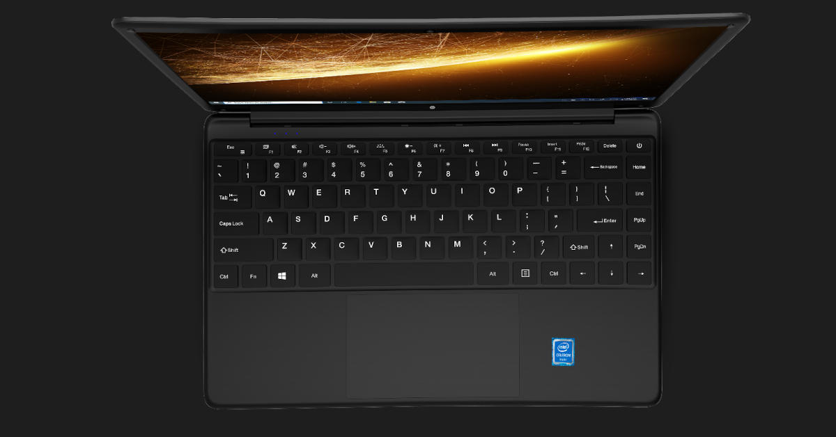 Budżetowy laptop techbite ZIN 2 wchodzi sprzedaży za 999 zł. Dla ucznia albo studenta