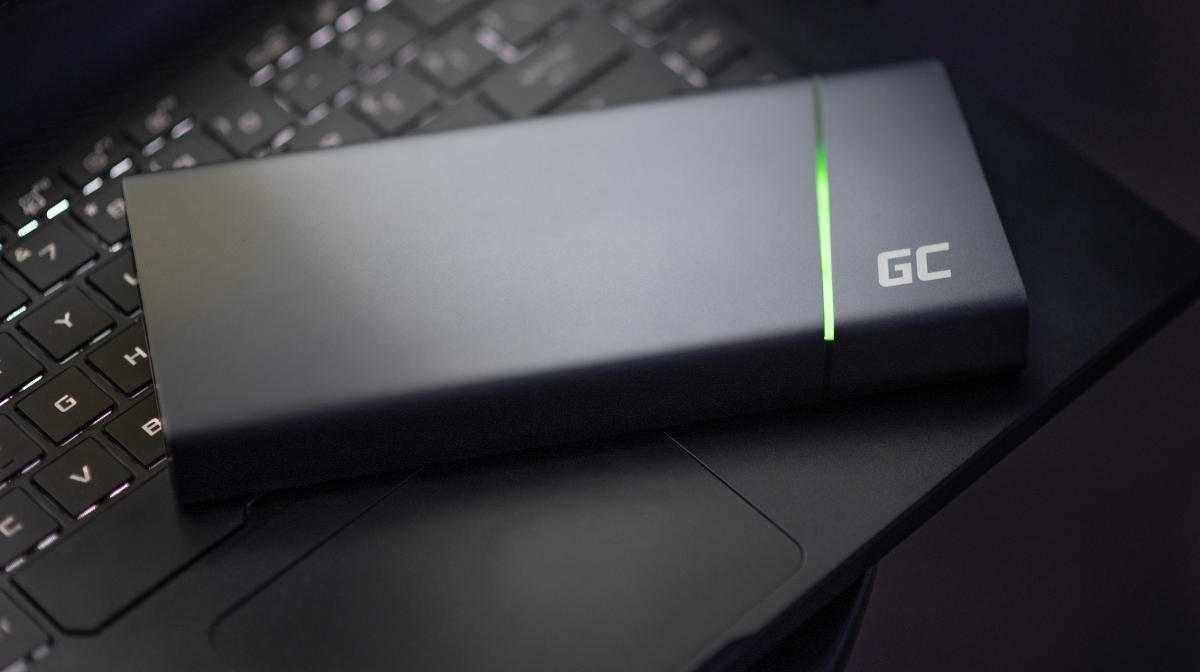 „240 dni bez ładowania”. Potężny powerbank Power Play Ultra 26 800 mAh wchodzi do sprzedaży