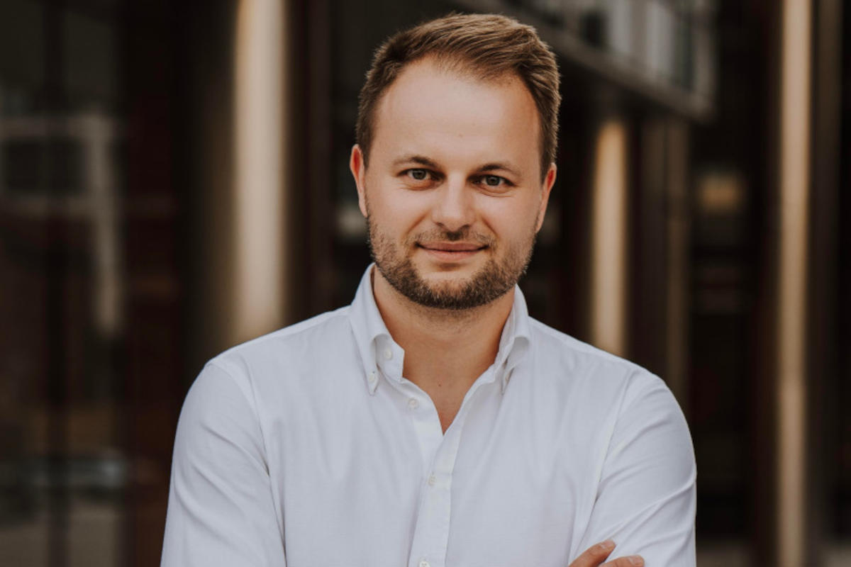 Z Revoluta do Aion Banku. Karol Sadaj dołączył do nowego banku, który ruszy w Polsce w 2021 r.