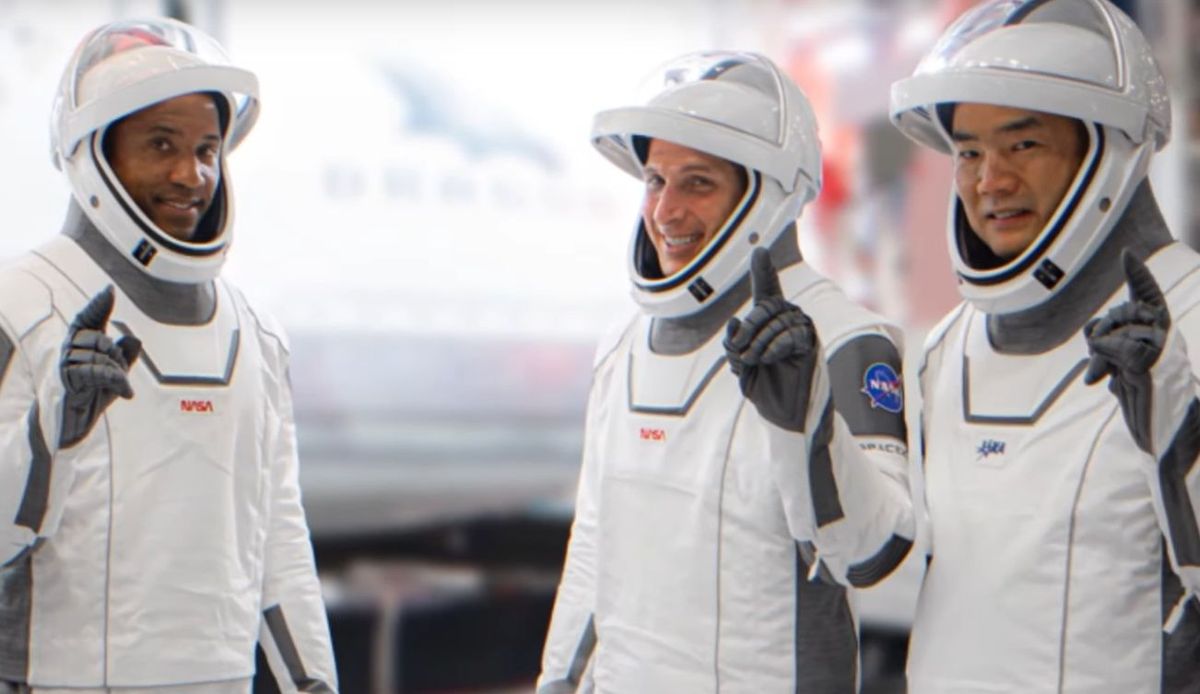 SpaceX podpisuje z NASA umowę na loty kosmiczne