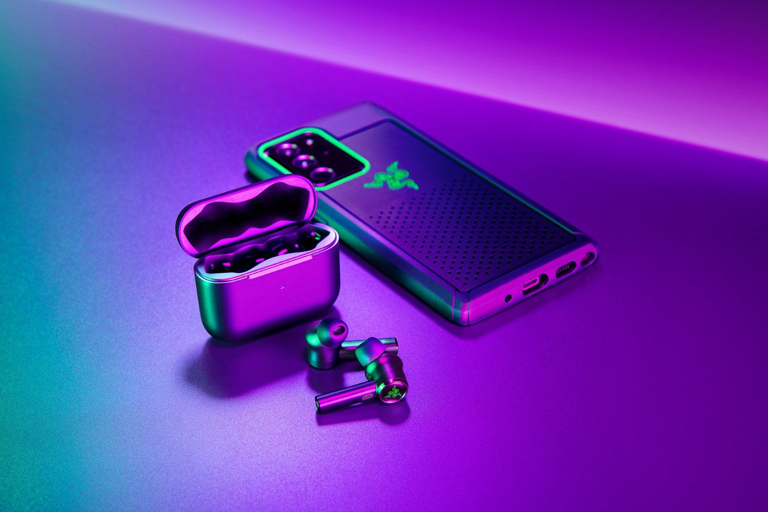 Razer wypuszcza swoje słuchawki TWS, czyli robi to co wszyscy, tylko drożej