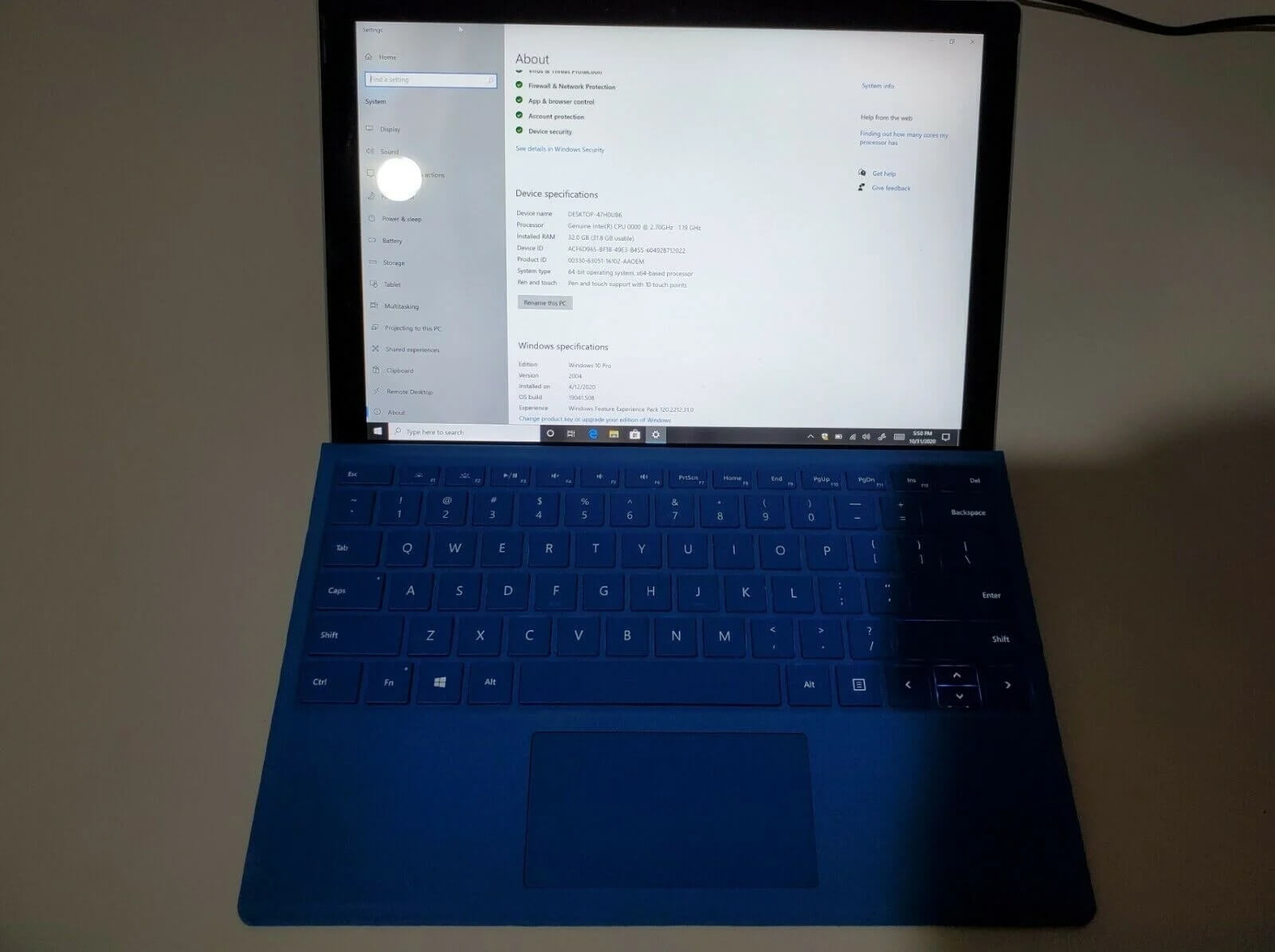Surface Pro 8 z procesorem Intel Core i7 i 32GB RAM?