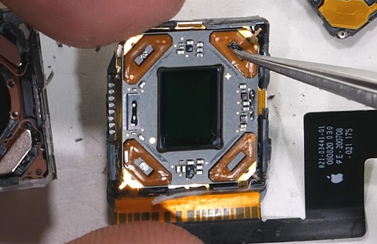 Apple iPhone 12 Pro Max ma stabilizację matrycy głównego aparatu