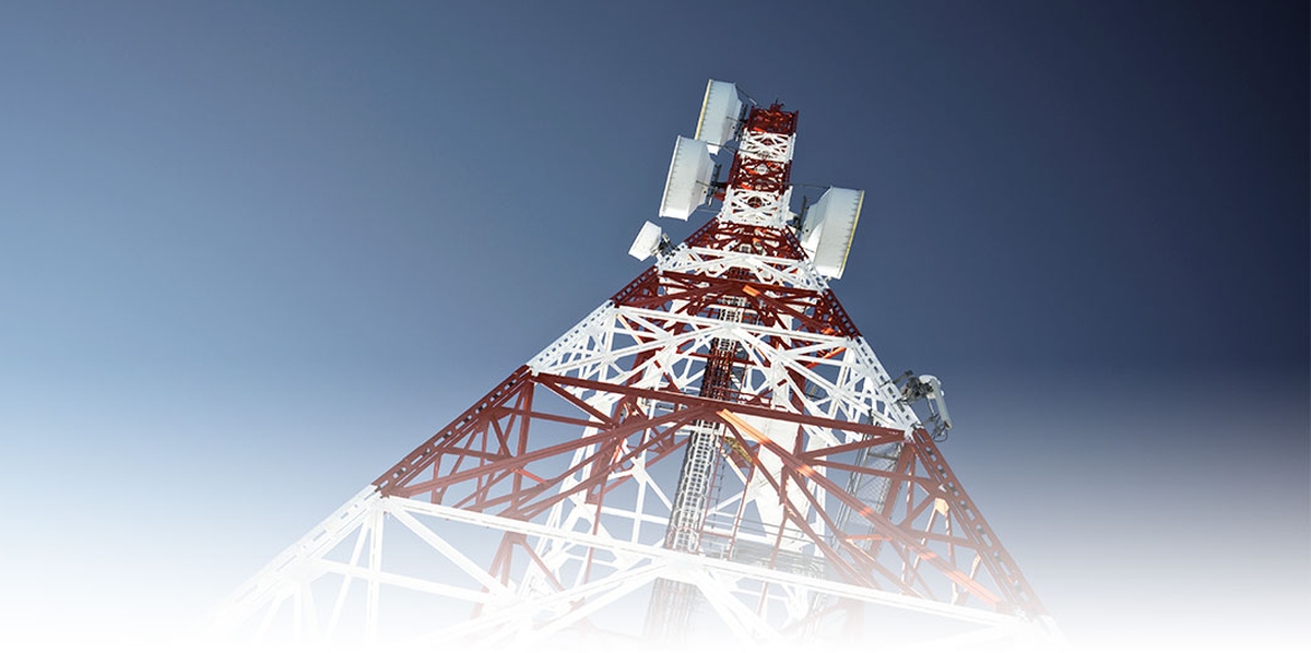 Refarming pasma 700 MHz. TVN i Emitel z nową umową na emisję na MUX-2