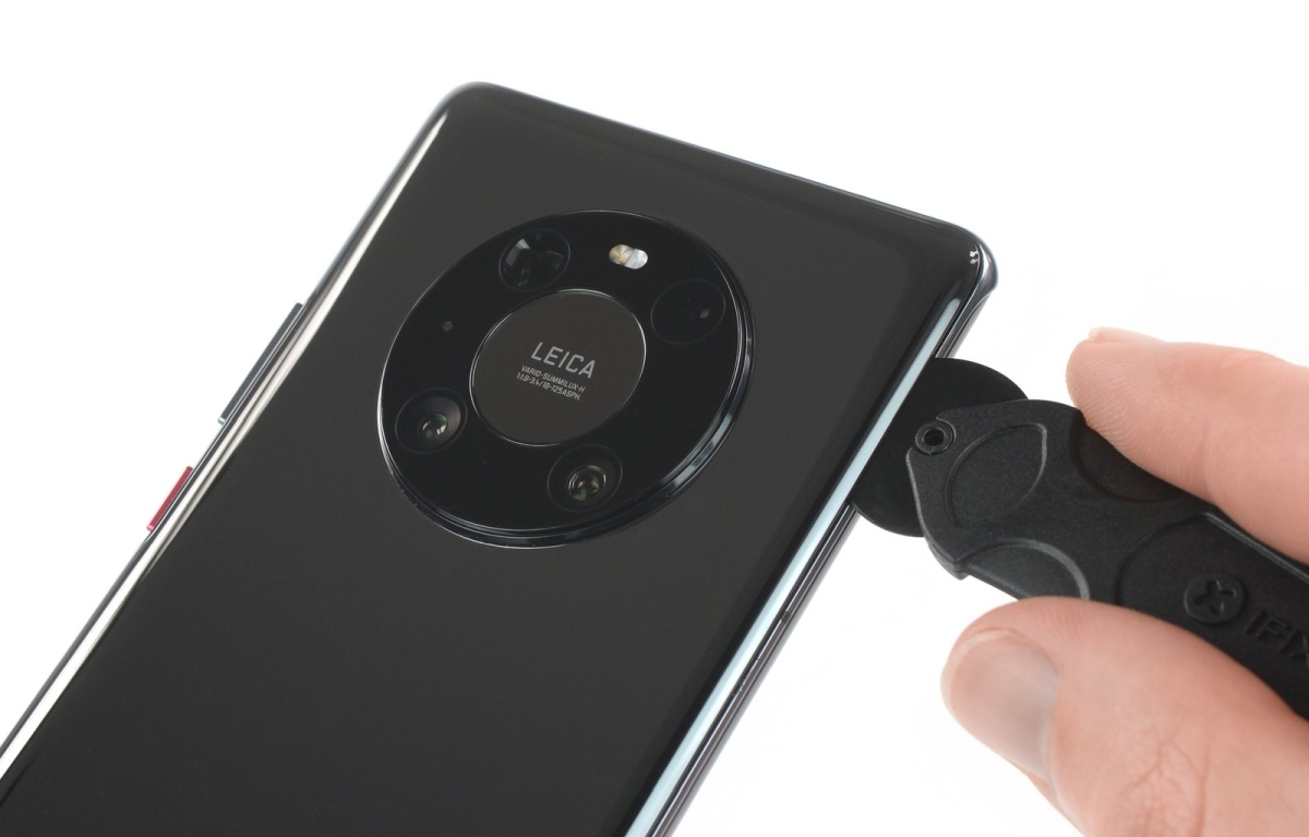 iFixit sprawdził, czy łatwo samodzielnie naprawić smartfon Huawei Mate 40 Pro