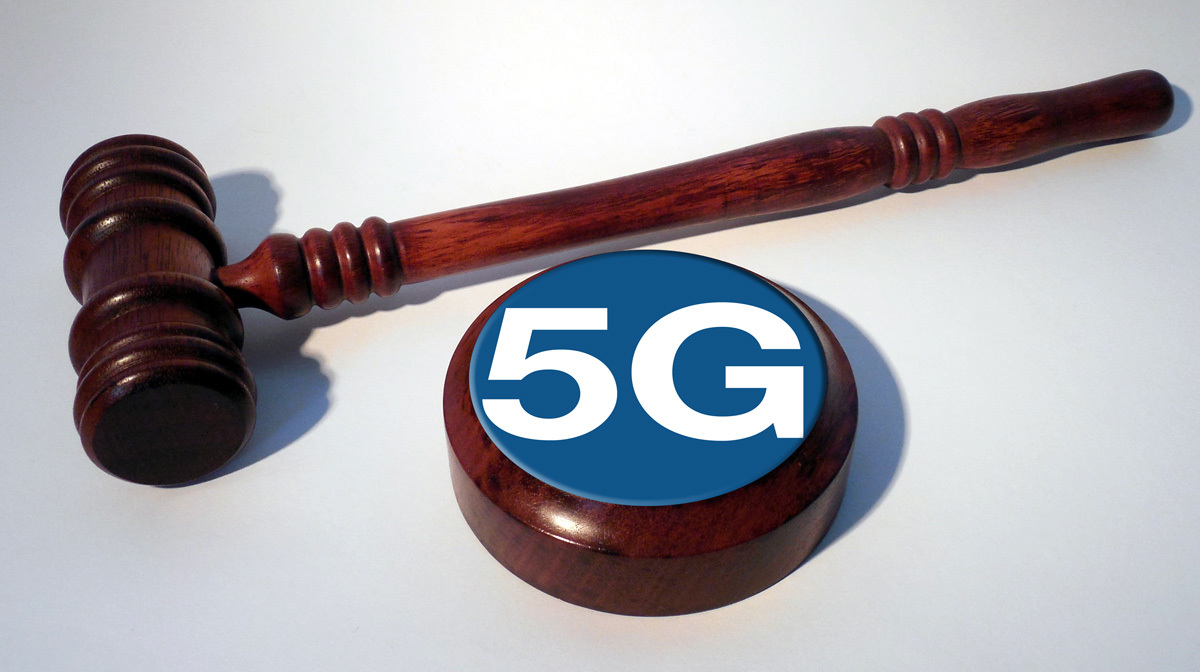 Szybki przetarg UKE na obsługę prawną aukcji 5G budzi wątpliwości