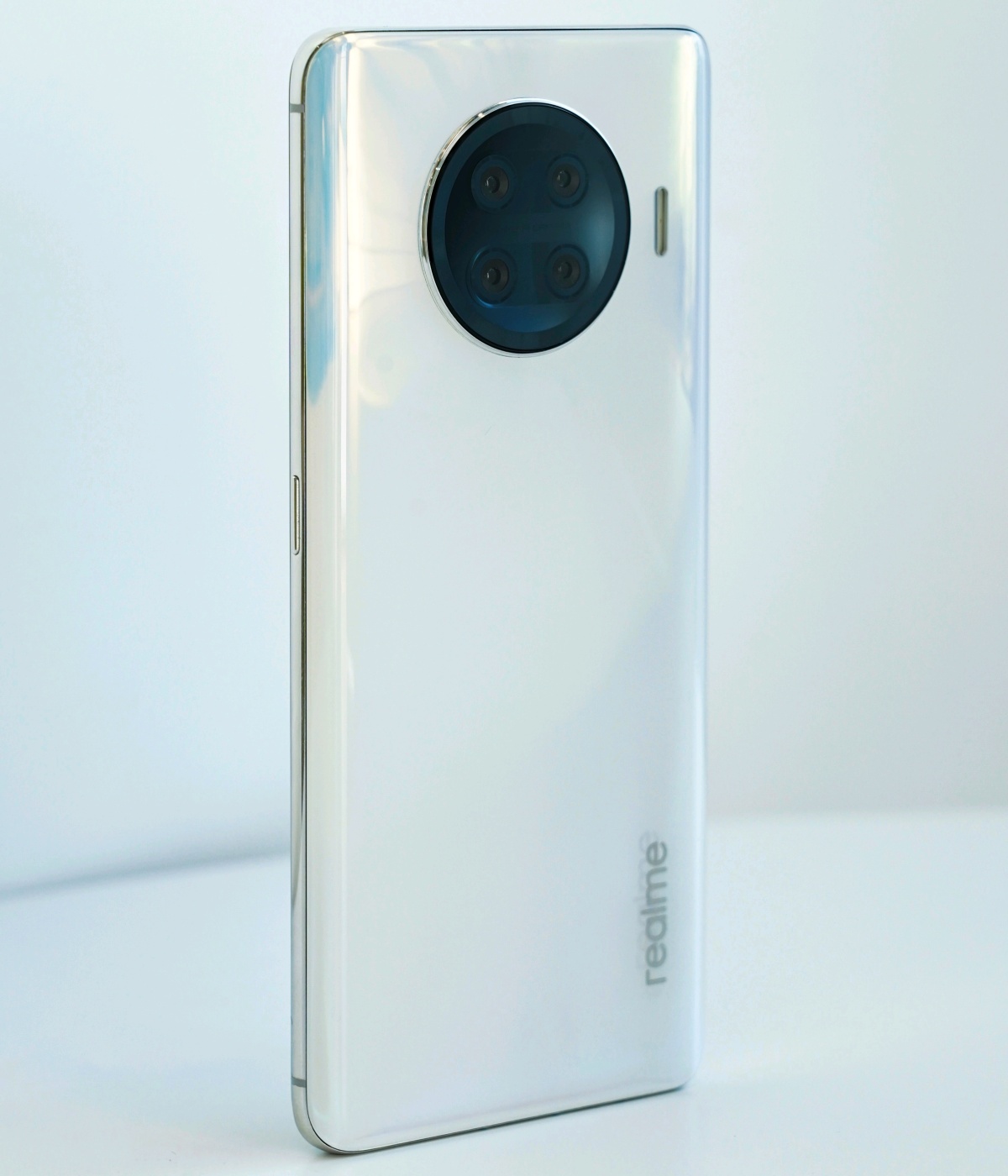 Realme Race - wiemy coraz więcej