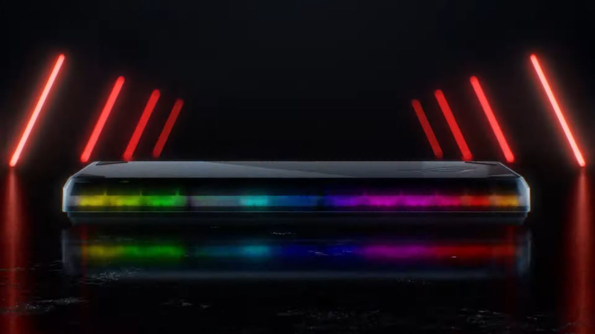 Asus ROG Falchion - bezprzewodowa klawiatura mechaniczna z potężnym akumulatorem