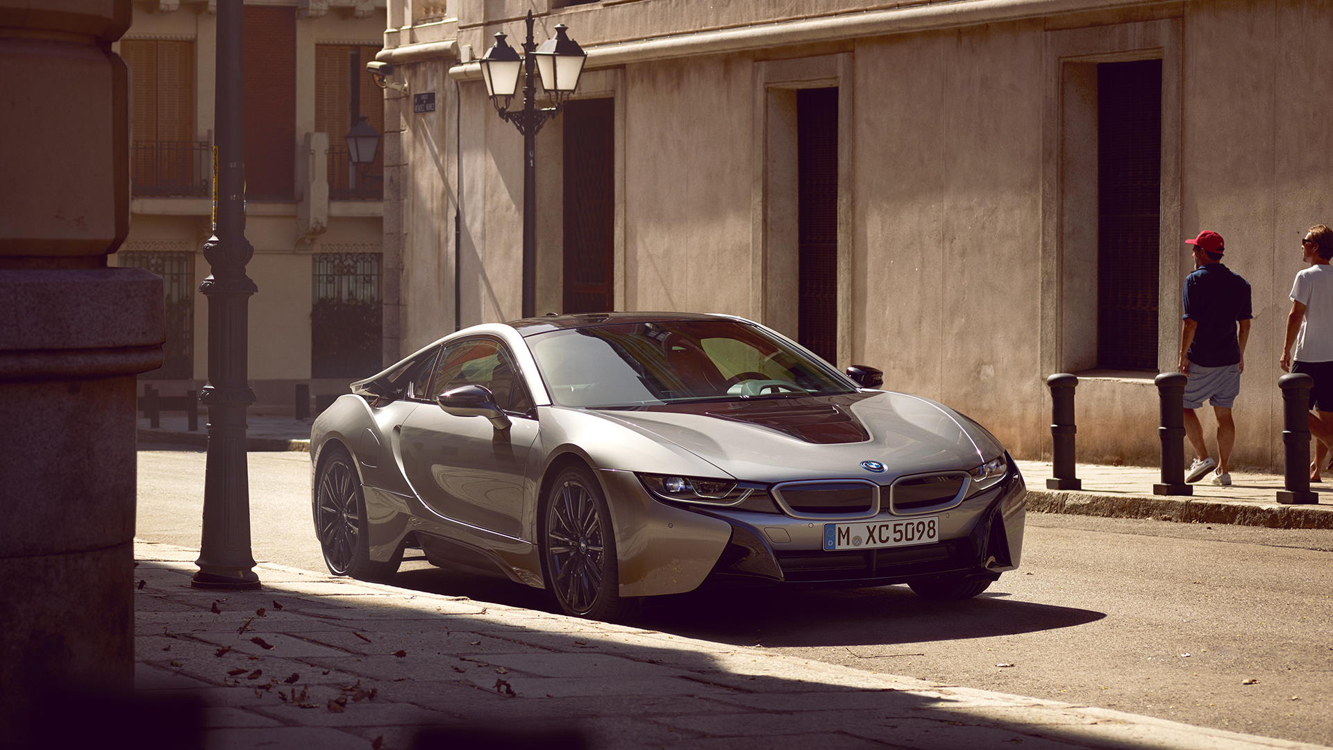 Jak wkurzyć graczy? Wystarczy zamontować koparkę kryptowalut w bagażniku BMW i8