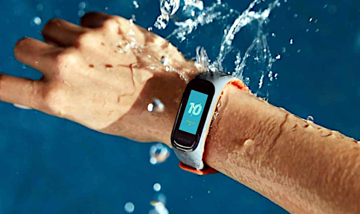 Opaska OnePlus Band zaprezentowana: ekran AMOLED, pomiar SpO2, przystępna cena