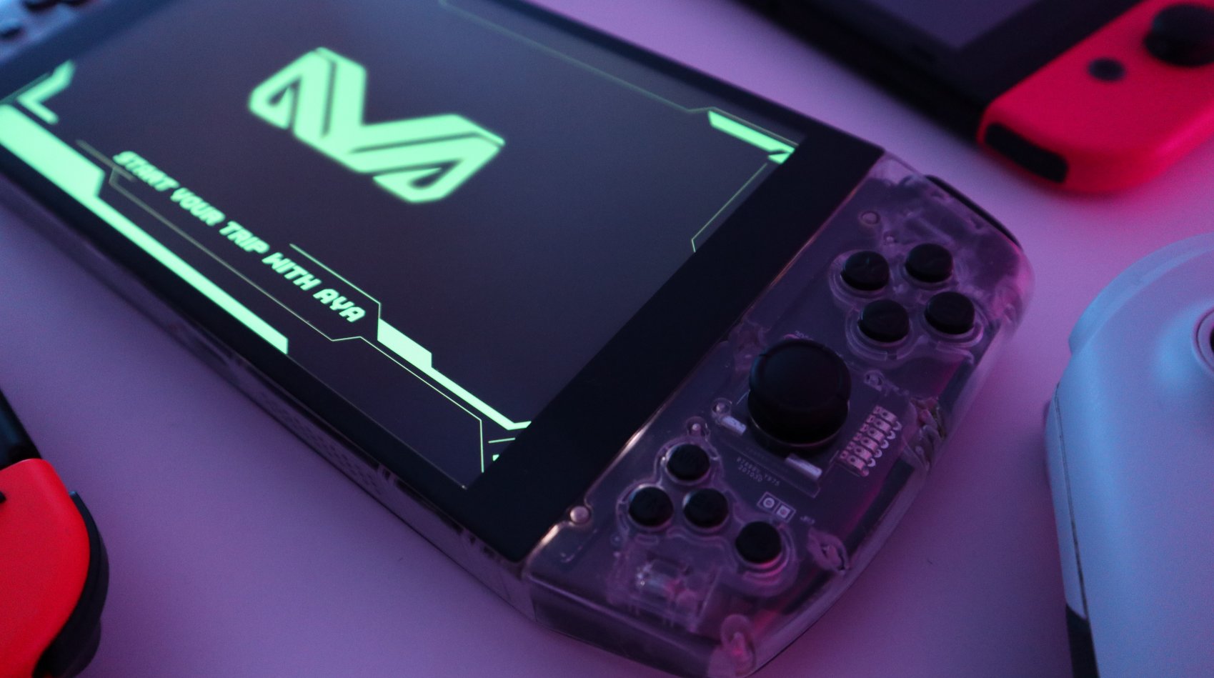 AYA Neo - komputer w formie handhelda pozwala na granie w Cyberpunk 2077