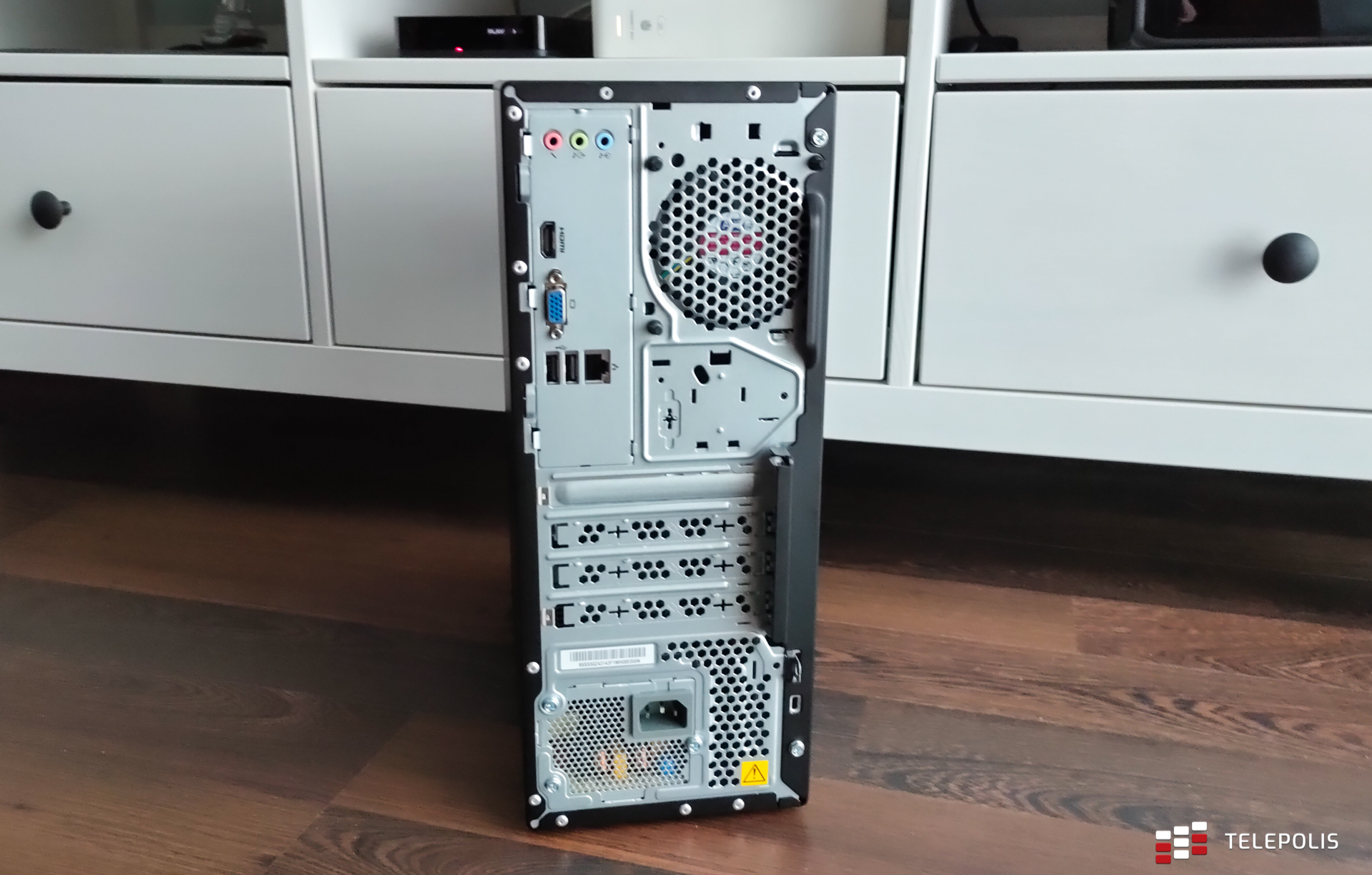 Lenovo V55t - test taniego komputera do biura i domu