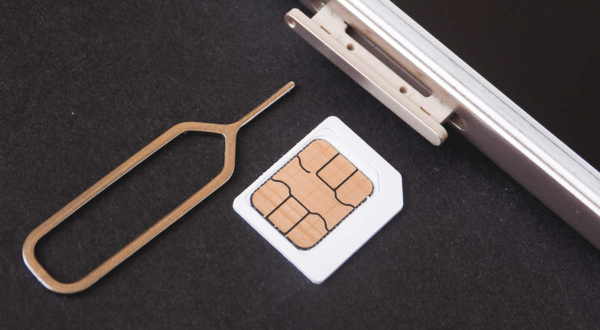 Kradzieże przez podmianę kart SIM: ponad 100 mln USD, wśród ofiar celebryci