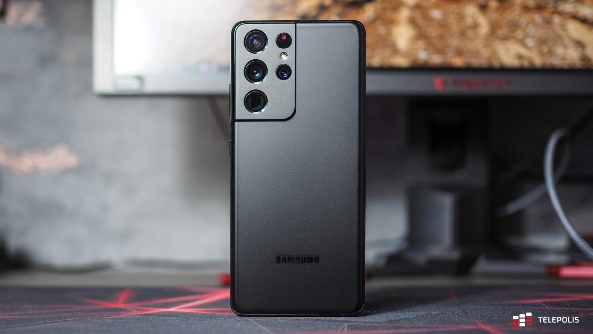 Samsung Galaxy S21 Ultra gorzej znosi upadki od iPhone'a 12 Pro Max