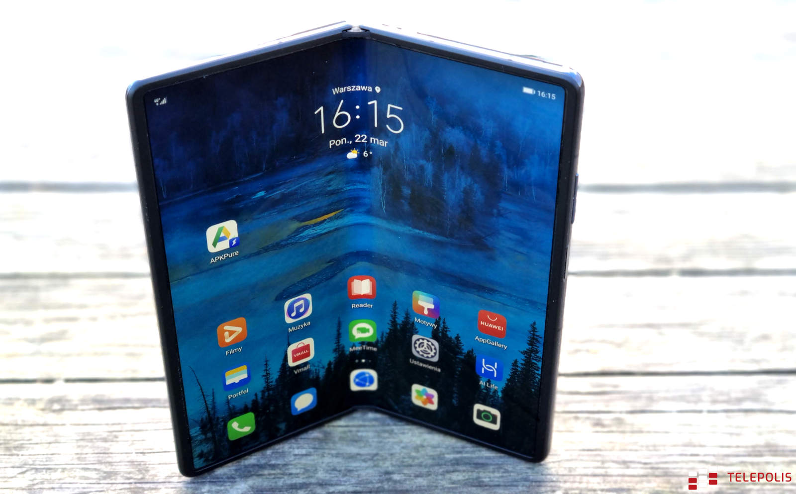 Huawei Mate X2: pierwsze wrażenia. To prawdopodobnie najlepszy rozkładany smartfon