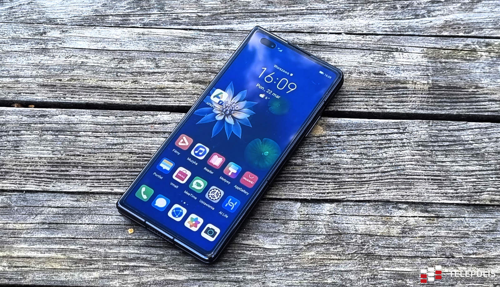 Huawei Mate X2: pierwsze wrażenia. To prawdopodobnie najlepszy rozkładany smartfon