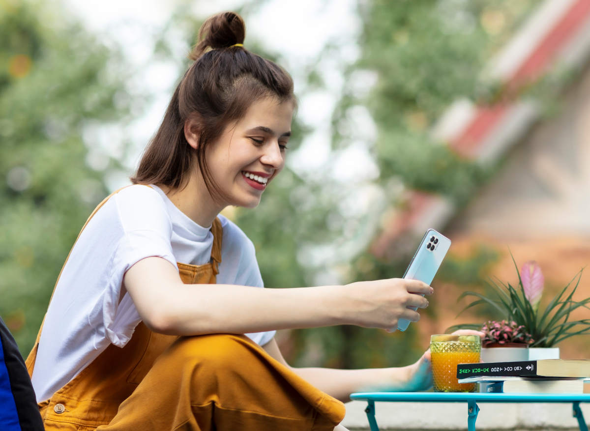 Oppo z okazji Dnia Kobiet: taniej smartfony i smartwatche. Nawet 300 zł rabatu