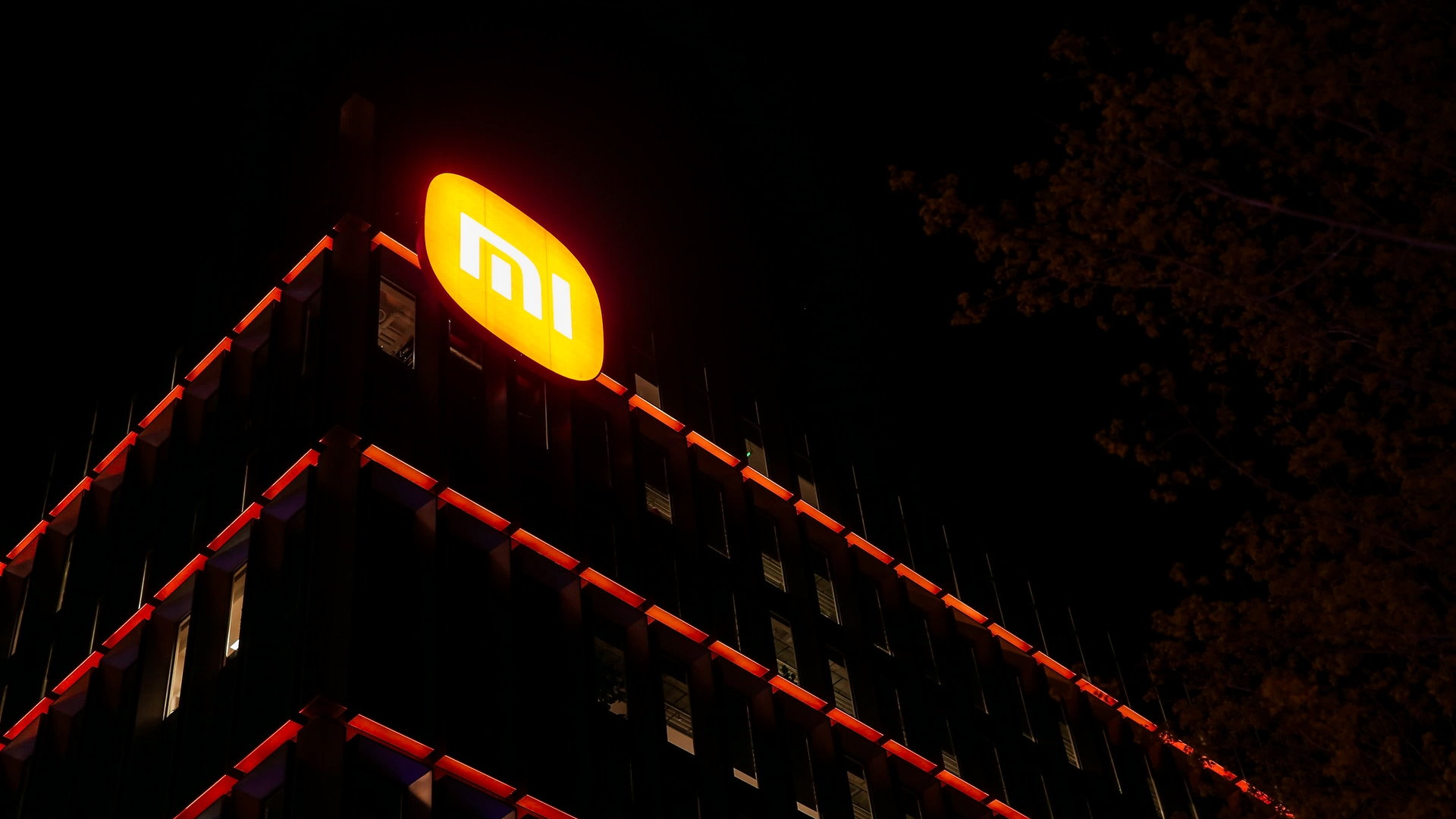 Xiaomi pracuje nad elektrycznym samochodem. Firma zainwestuje w to 10 mld dolarów