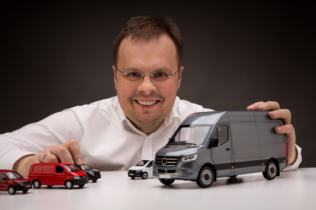 Carsmile PRO – pierwszy e-salon dla zawodowców