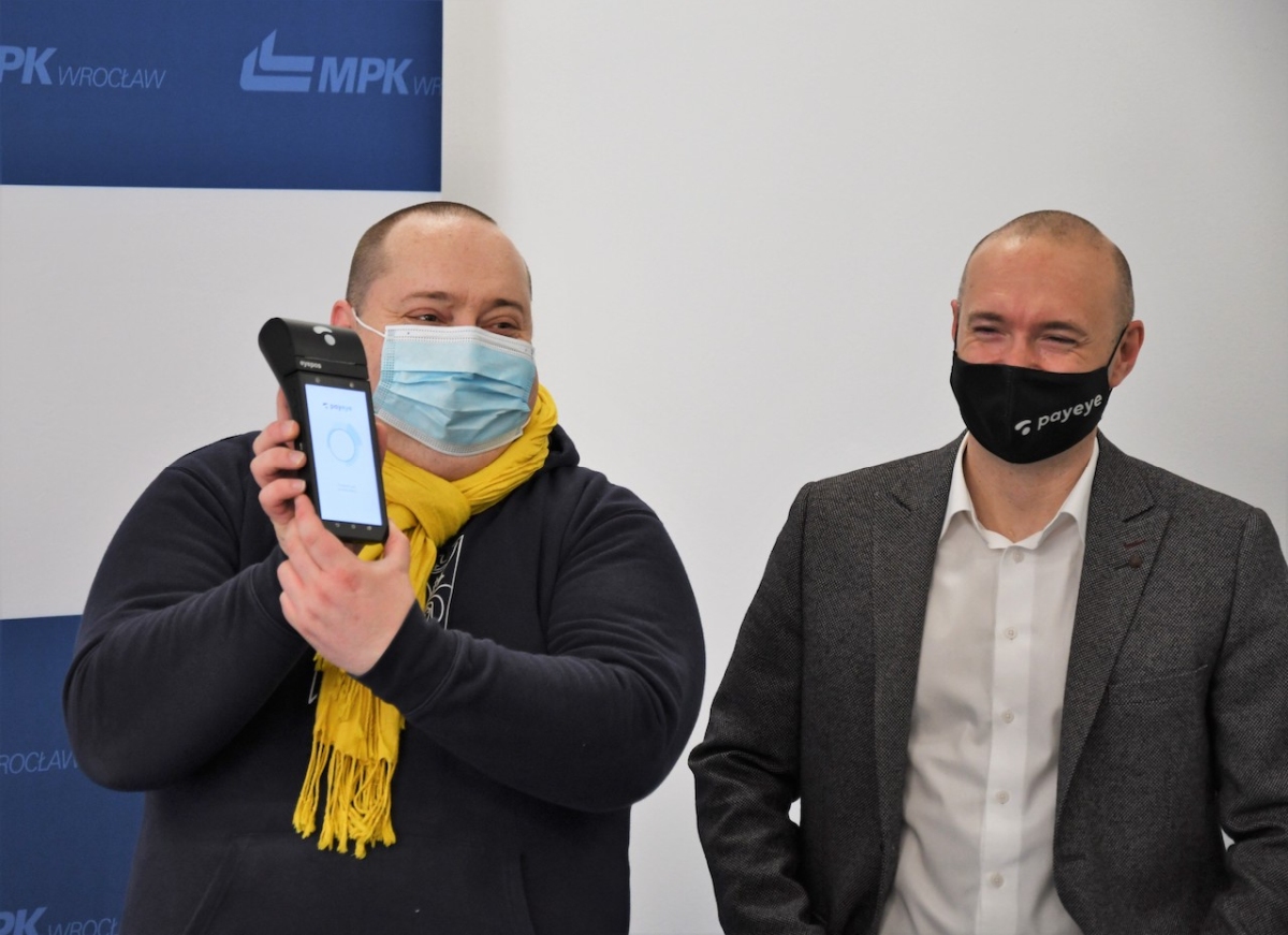 MPK Wrocław wprowadza płatności okiem PayEye