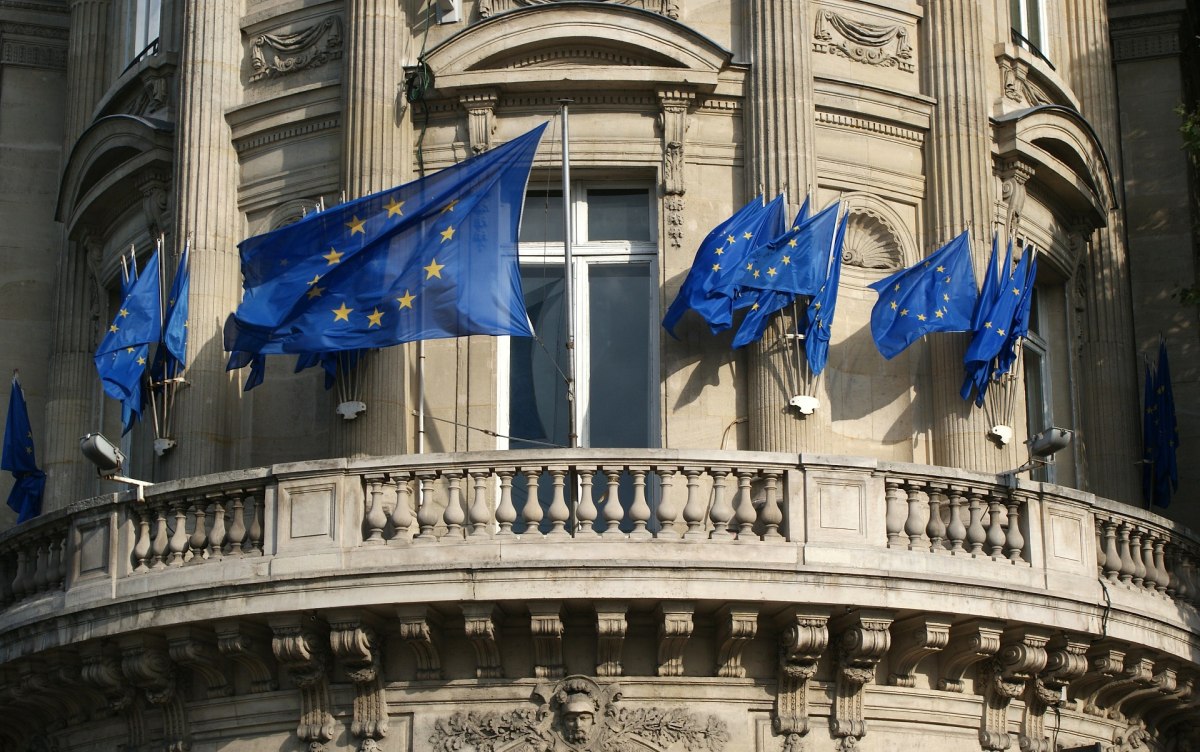 Upolitycznienie rozwoju 5G może mieć poważne międzynarodowe reperkusje – ostrzegają europosłowie