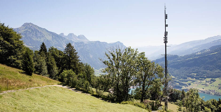 Szwajcarzy żegnają telefonię 2G, a Grecy – 3G. Pod Akropolem sieć 5G wyciąga już nawet 1 Gbps
