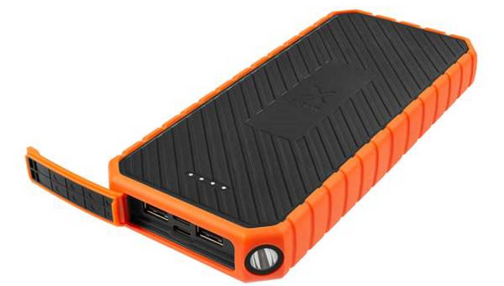 Xtorm Xtreme: nowa seria terenowych powerbanków zasilanych solarnie