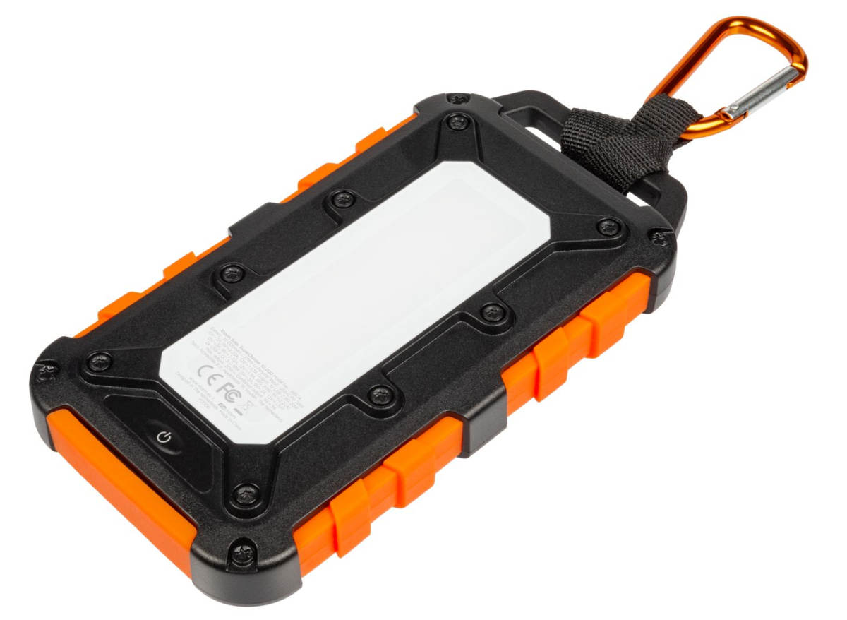 Xtorm Xtreme: nowa seria terenowych powerbanków zasilanych solarnie