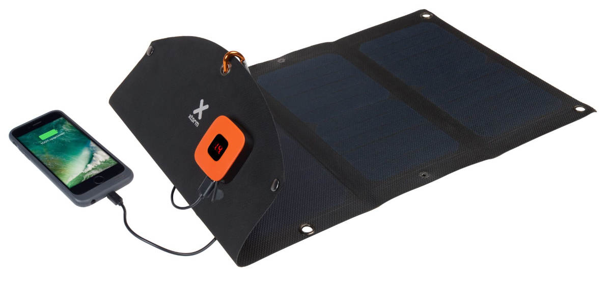 Xtorm Xtreme: nowa seria terenowych powerbanków zasilanych solarnie