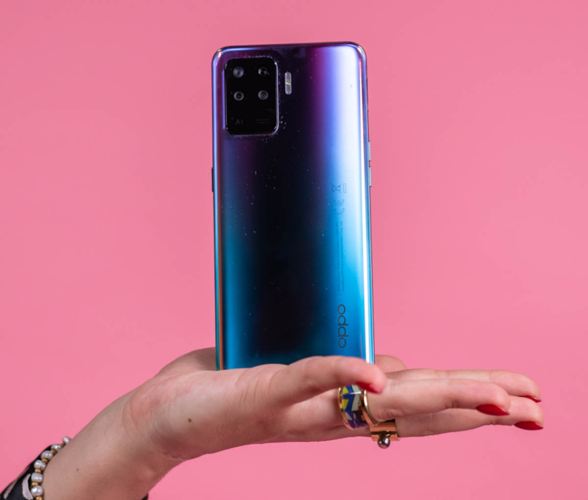 Reno5 ze słuchawkami w prezencie, przeceny na Reno4 i serię A – nowe promocje Oppo