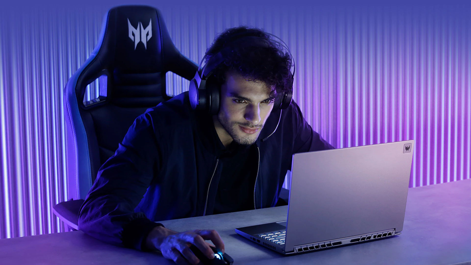 Acer Predator Triton 300 SE - wydajny laptop dla graczy w eleganckiej obudowie