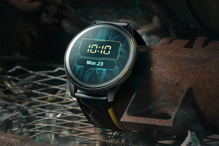OnePlus Watch Cyberpunk 2077 z ładowarką w kształcie ręki Johnny’ego Silverhanda