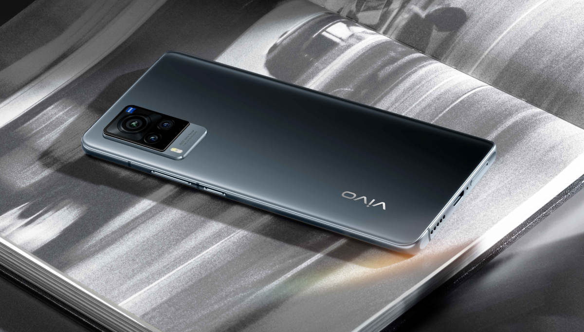 Fotograficzny Vivo X60 Pro 5G z aparatem ZEISS wchodzi do Polski. Jaka cena?