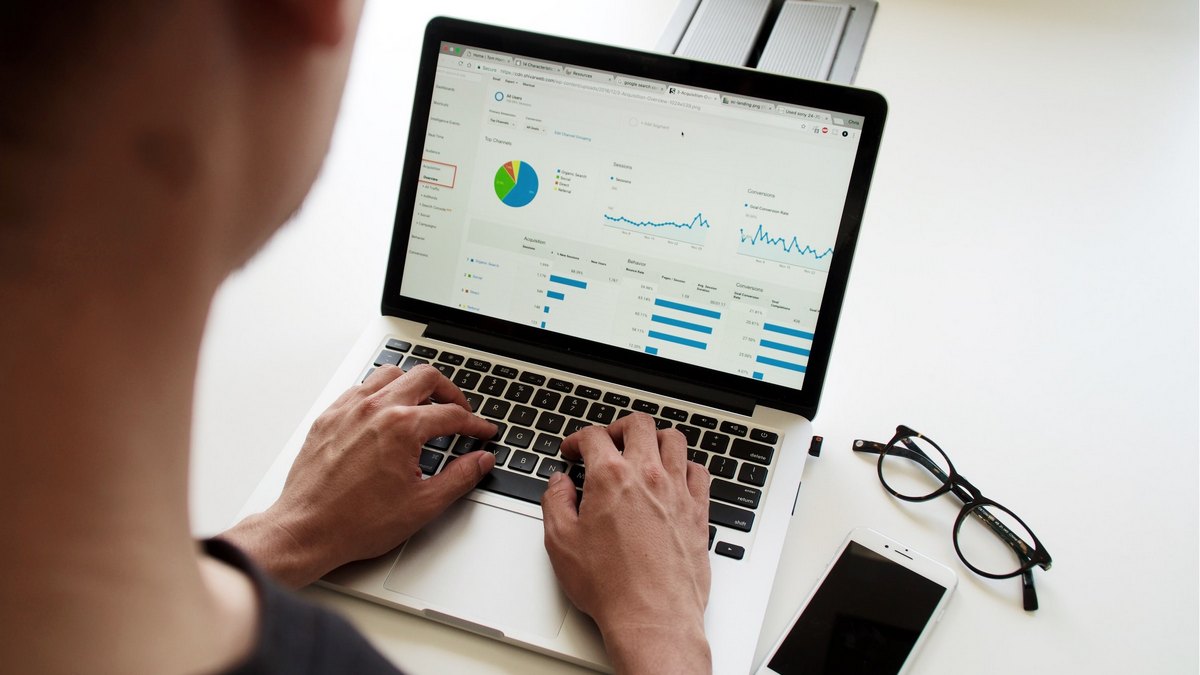 Canalys: komputery i tablety ciągle w cenie - rekordowe wzrosty w Q1 2021