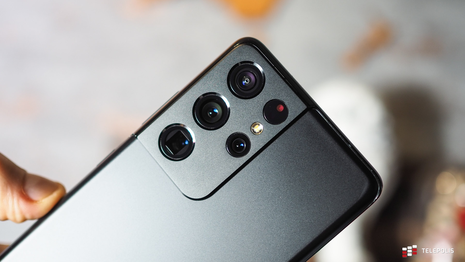 Samsung Galaxy S22 Ultra może mieć płynny zoom i grafikę AMD