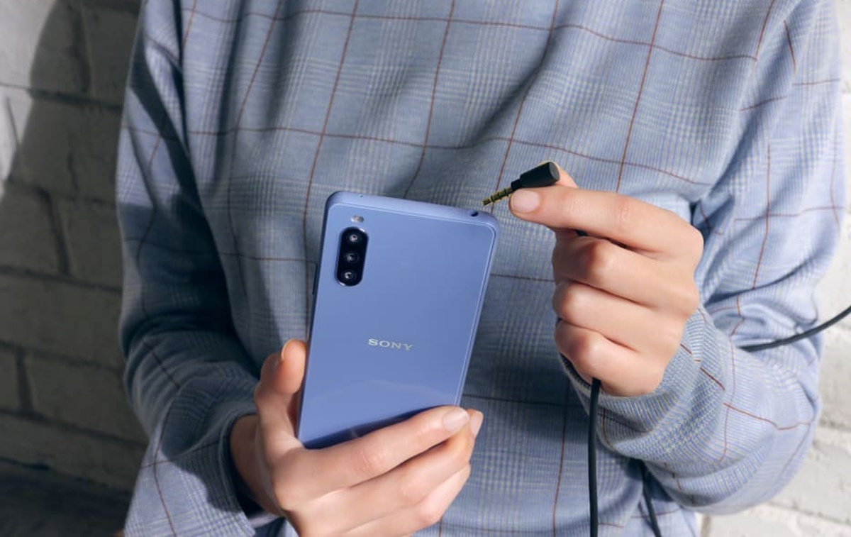 Sony Xperia 10 III w Polsce. W prezencie słuchawki bezprzewodowe