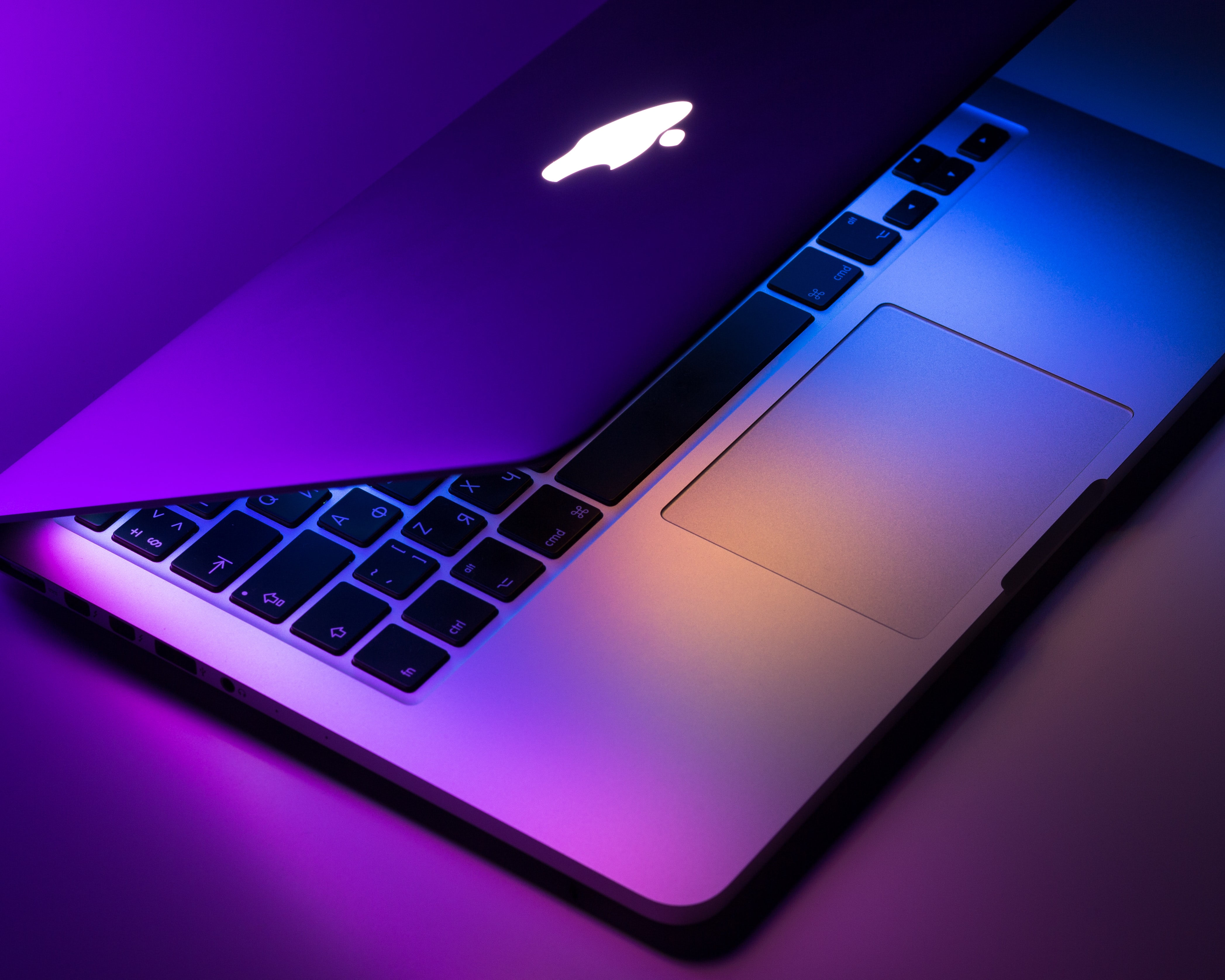 Apple zabił ćwieka sceptykom. MacBooki M1 rozchodzą się jak oszalałe