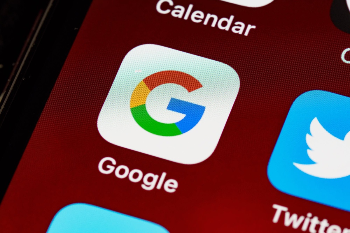 Google zrezygnuje z zapłaty za możliwość wyboru innej domyślnej wyszukiwarki na urządzeniach z Androidem
